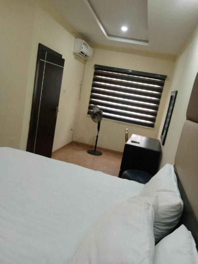 Senators Suites And Towers Hotel Omole Extérieur photo